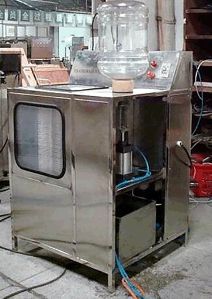 5gallon bottle brusher and cap remove